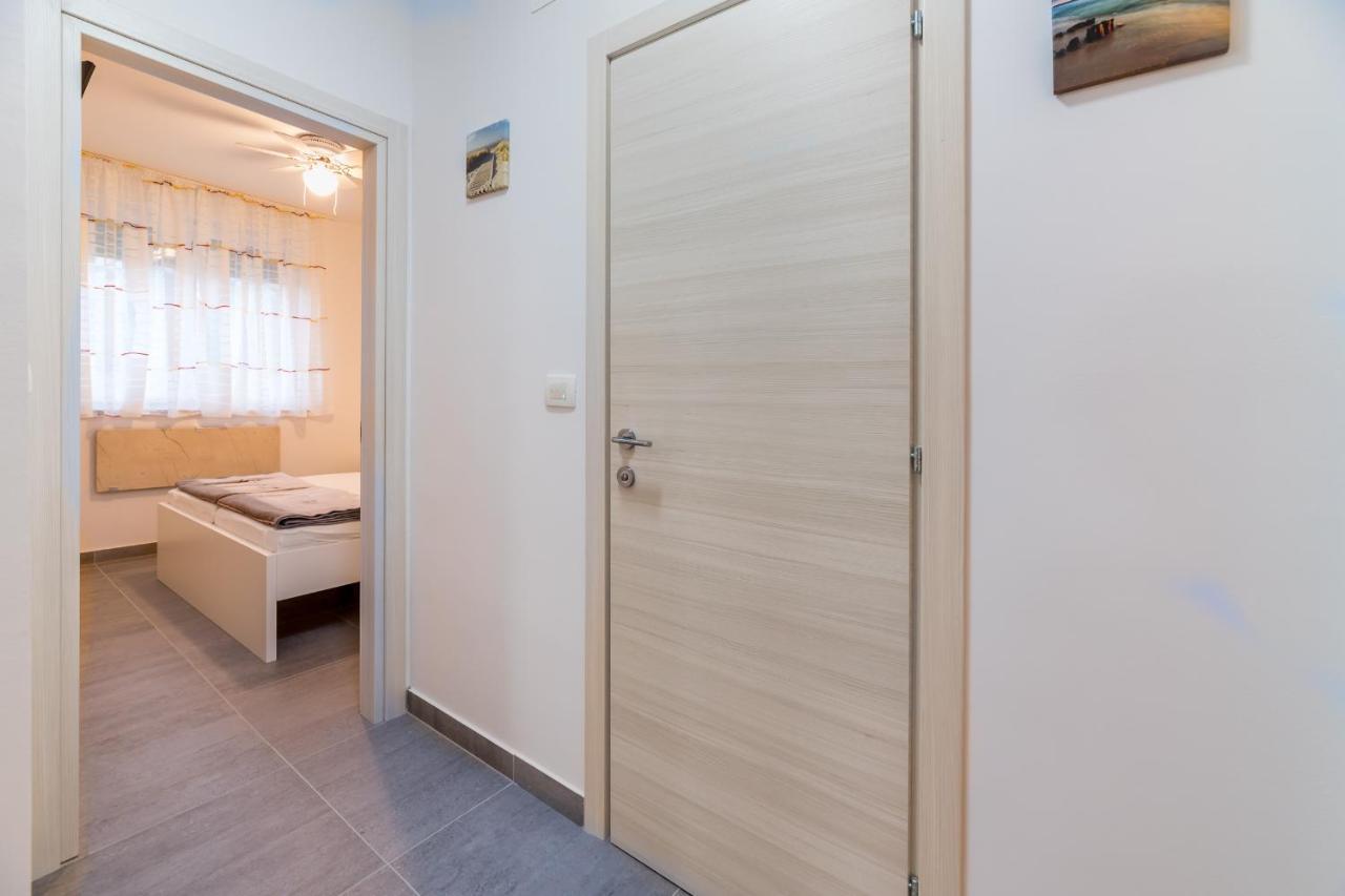 Apartment Lana Baška Kültér fotó
