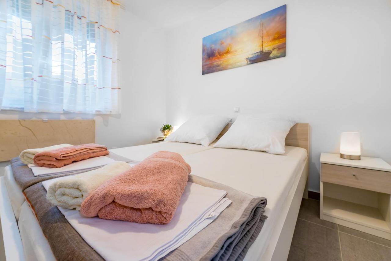 Apartment Lana Baška Kültér fotó